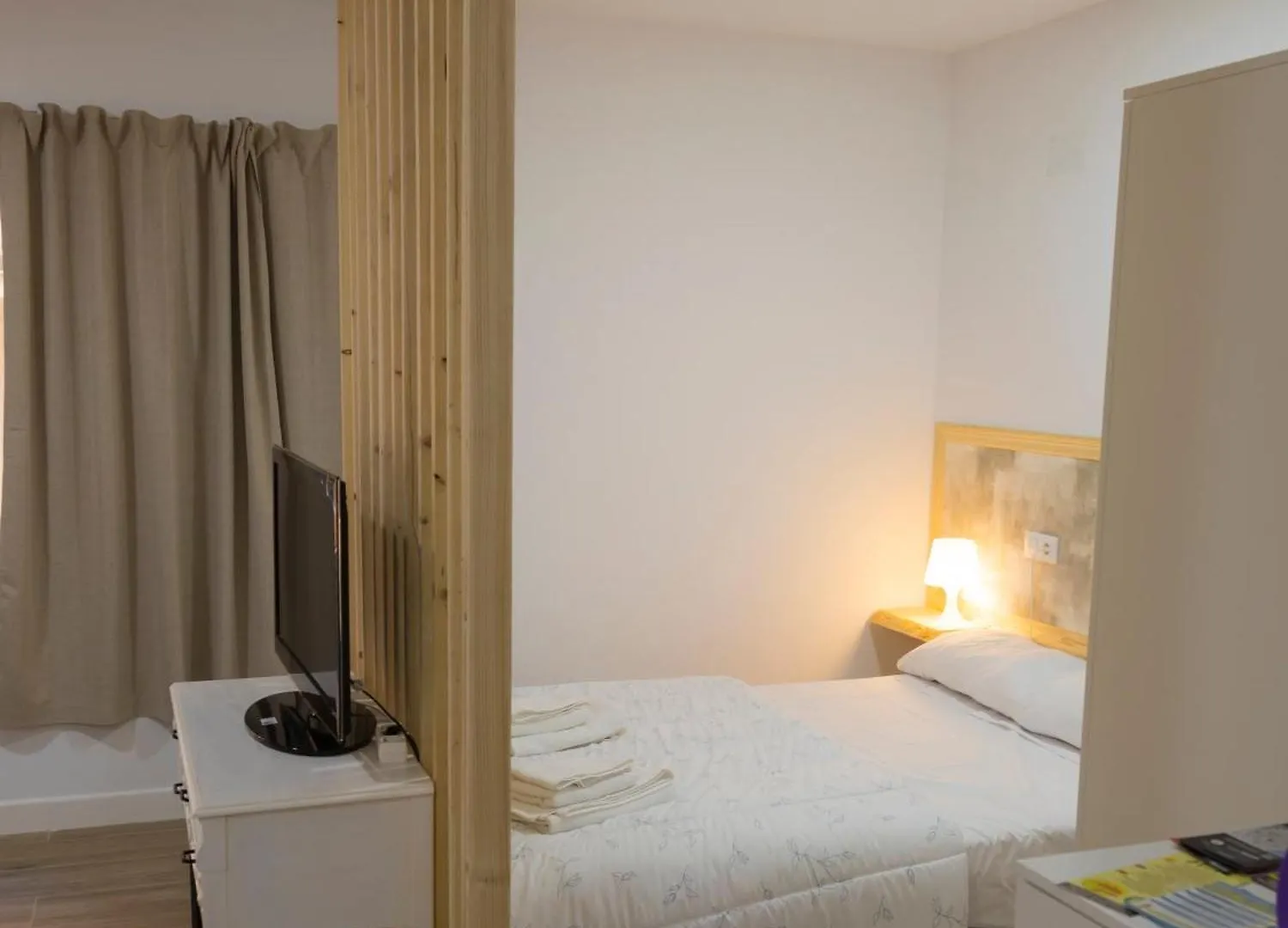 Simplyhosted Loft Del Mar Apartment Cadiz Spain